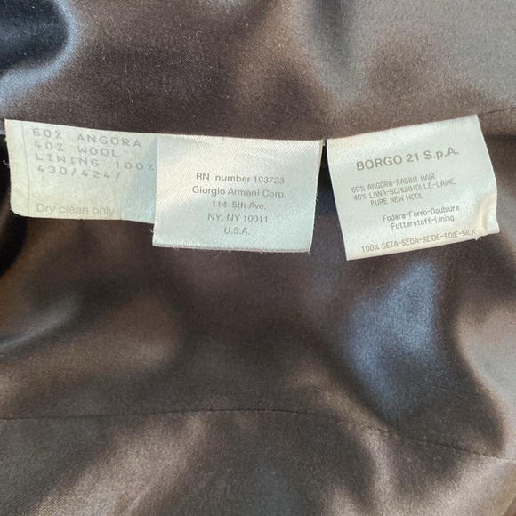 Rare Giorgio Armani Angora Blend Coat, Size 44 - Picture 15 of 17